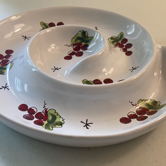 Swirl Dip Dish W/Berry Design and Appetizer Plate - Picture 2 of 4